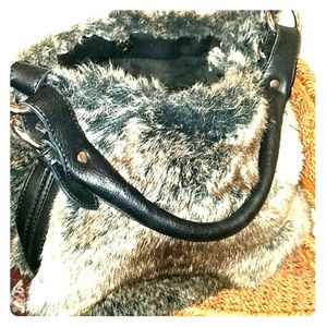 Beautiful fur purse😍